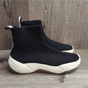 ZARA WOMAN Black White Sneakers Sock Style size 7.5-8